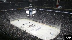 Хоккейная арена перед матчем Columbus Blue Jackets и Detroit Red Wings в первом раунде плей-офф 2009 г.