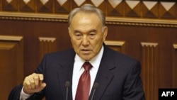 Tổng thống Kazakhstan Nursultan Nazarbayev