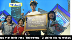 Học sinh Chu Ngọc Quang Vinh lúc thắng giải cuộc thi Olympia.