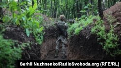 На позициях украинских войск в Донецкой области. 5 июня 2019 г.